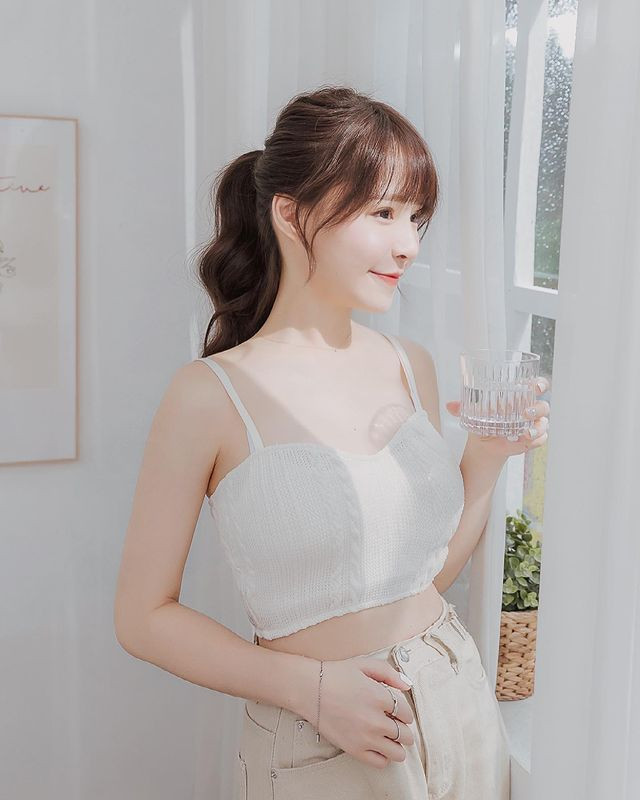 Hot girl Nguyên Nguyên diện đồ ngủ nóng bỏng - Hình 7 Hot girl Nguyen Nguyen dien do ngu nong bong-Hinh-7