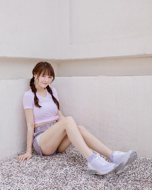 Hot girl Nguyên Nguyên diện đồ ngủ nóng bỏng - Hình 9 Hot girl Nguyen Nguyen dien do ngu nong bong-Hinh-9