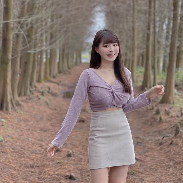 Hot girl Nguyen Nguyen dien do ngu nong bong-Hinh-13