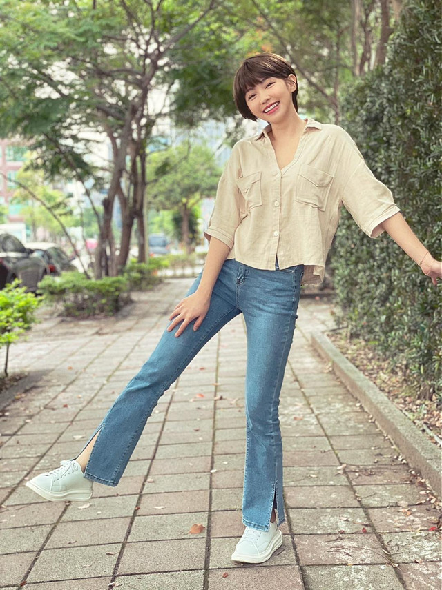 Hot girl dạy cách giữ khuôn ngực đẹp chuẩn - Hình 7 Hot girl day cach giu khuon nguc dep chuan-Hinh-7