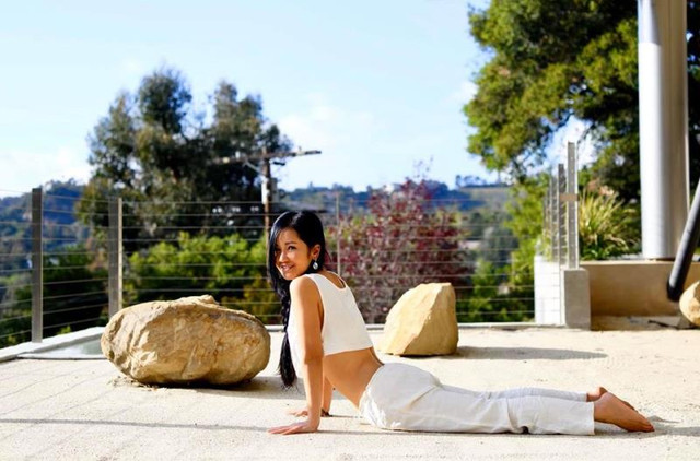 Hồng Nhung vẫn tươi trẻ như gái đôi mươi dù sang tuổi 50 Hong Nhung van tuoi tre nhu gai doi muoi du sang tuoi 50