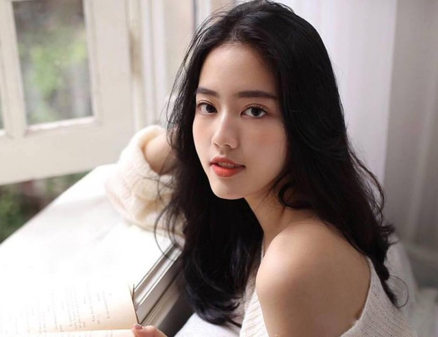 Vẻ gợi cảm của nữ tiếp viên hàng không Việt gây bao thương nhớ - Hình 11 Ve goi cam cua nu tiep vien hang khong Viet gay bao thuong nho-Hinh-11