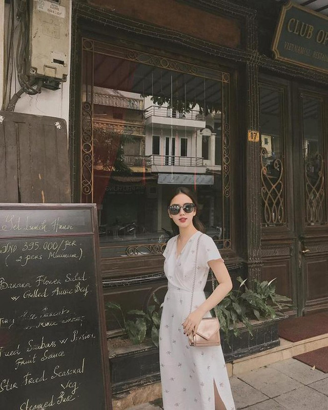 Vẻ gợi cảm của nữ tiếp viên hàng không Việt gây bao thương nhớ - Hình 9 Ve goi cam cua nu tiep vien hang khong Viet gay bao thuong nho-Hinh-9