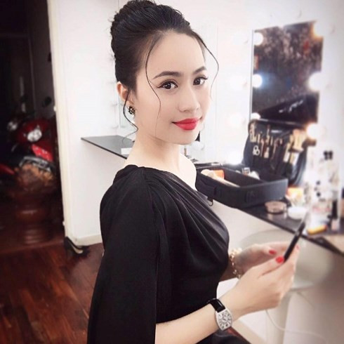 Gu thời trang nóng bỏng chết người của hotgirl bạn gái mới Quang Hải - Hình 7 Gu thoi trang nong bong chet nguoi cua hotgirl ban gai moi Quang Hai-Hinh-7
