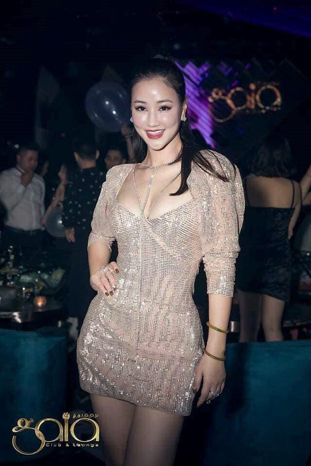 “Mẹ Bảo” trong Về nhà đi con ngoại truyện khoe dáng nóng bỏng - Hình 10 “Me Bao” trong Ve nha di con ngoai truyen khoe dang nong bong-Hinh-10