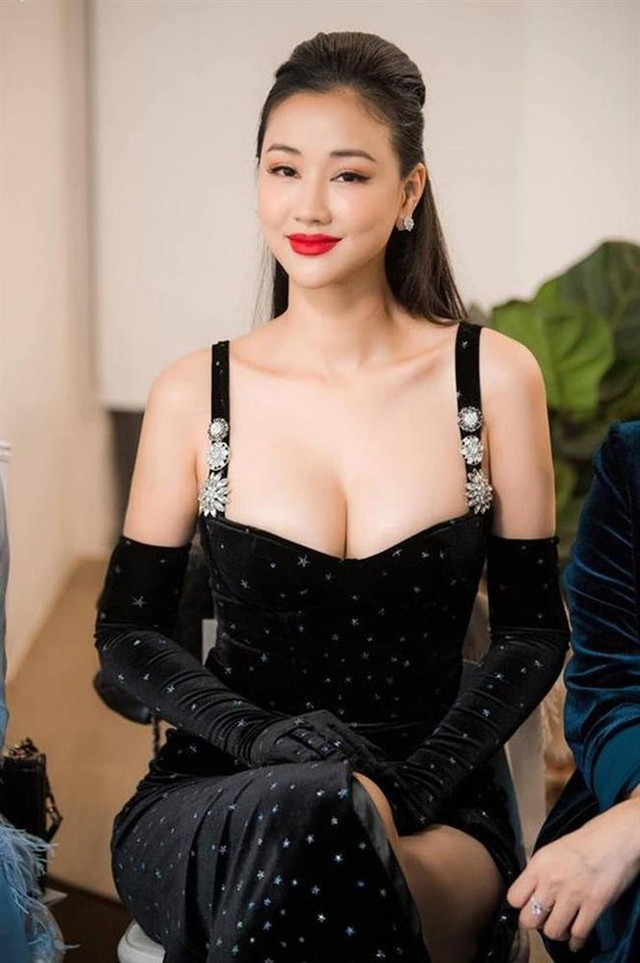 “Mẹ Bảo” trong Về nhà đi con ngoại truyện khoe dáng nóng bỏng - Hình 12 “Me Bao” trong Ve nha di con ngoai truyen khoe dang nong bong-Hinh-12