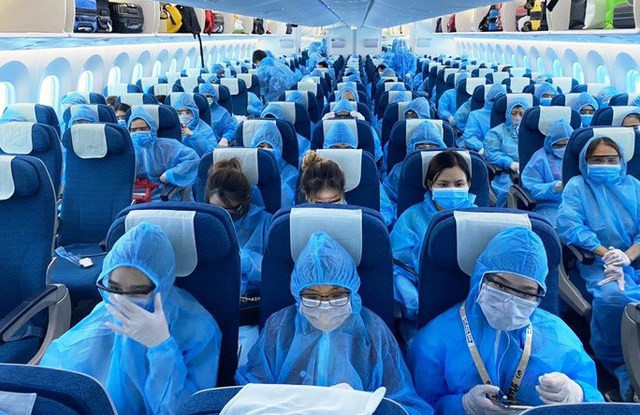 Vụ án 'Chuyến bay giải cứu': Đã có bao nhiêu quan chức bị khởi tố? - Hình 23 Vu an 'Chuyen bay giai cuu': Da co bao nhieu quan chuc bi khoi to?-Hinh-23