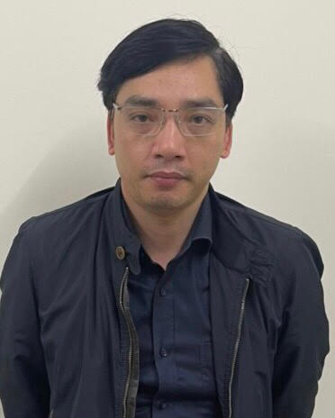 Vụ án 'Chuyến bay giải cứu': Đã có bao nhiêu quan chức bị khởi tố? - Hình 7 Vu an 'Chuyen bay giai cuu': Da co bao nhieu quan chuc bi khoi to?-Hinh-7