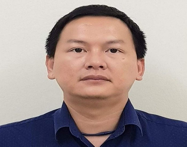 Vụ án 'Chuyến bay giải cứu': Đã có bao nhiêu quan chức bị khởi tố? - Hình 12 Vu an 'Chuyen bay giai cuu': Da co bao nhieu quan chuc bi khoi to?-Hinh-12