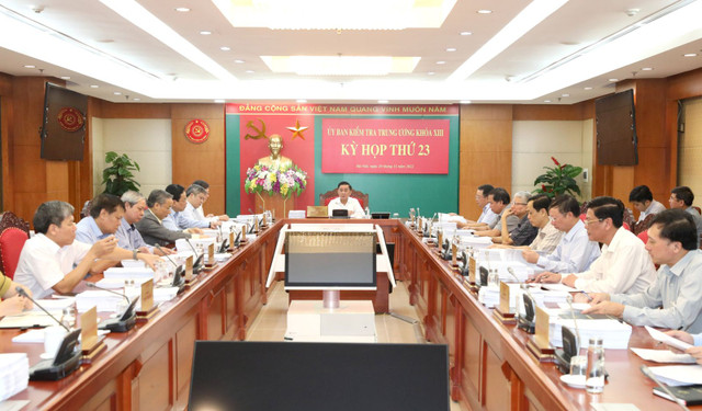 Điểm danh các quan chức ở Thanh Hóa vừa bị kỷ luật Diem danh cac quan chuc o Thanh Hoa vua bi ky luat