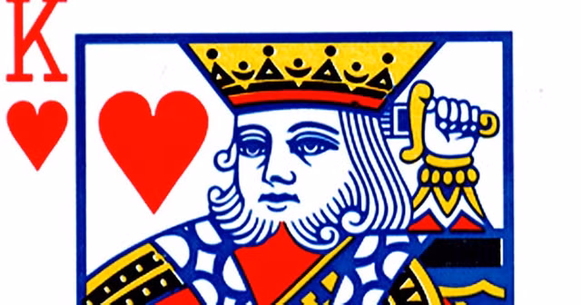 He lo bat ngo dang sau 4 nhan vat bi an tren la bai K-Hinh-3