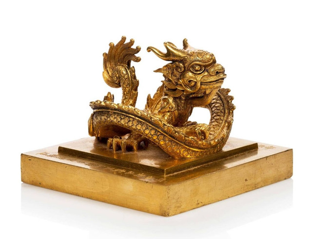 Hậu duệ nhà Nguyễn nói gì việc đấu giá ấn Hoàng đế chi bảo? Hau due nha Nguyen noi gi viec dau gia an Hoang de chi bao?
