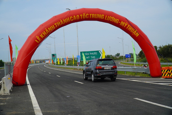 Cao tốc vốn đầu tư 12 nghìn tỷ được khánh thành Cao toc von dau tu 12 nghin ty duoc khanh thanh