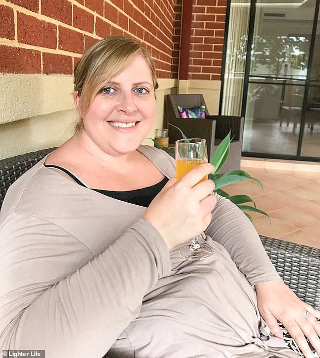 Giảm thành công 25kg trong 6 tháng để mặc vừa váy cưới nhỏ hơn 3 size - Hình 2 Giam thanh cong 25kg trong 6 thang de mac vua vay cuoi nho hon 3 size-Hinh-2