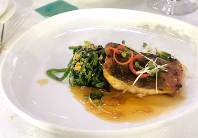 Cuong Do la va Dam Thu Trang dai quan khach nhung mon gi trong tiec cuoi?-Hinh-7