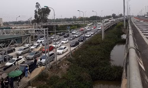 VEC E tu choi phuc vu 2 phuong tien: VEC thua nhan chua du phap ly