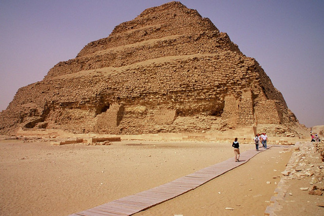 Bí mật ngàn năm trong kim tự tháp đầu tiên 4.700 tuổi của Ai Cập - Hình 8 Bi mat ngan nam trong kim tu thap dau tien 4.700 tuoi cua Ai Cap-Hinh-8