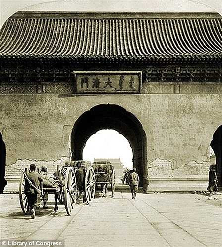 Cuộc sống của người dân Trung Quốc cuối thời nhà Thanh qua loạt ảnh hiếm - Hình 4 Cuoc song cua nguoi dan Trung Quoc cuoi thoi nha Thanh qua loat anh hiem-Hinh-4