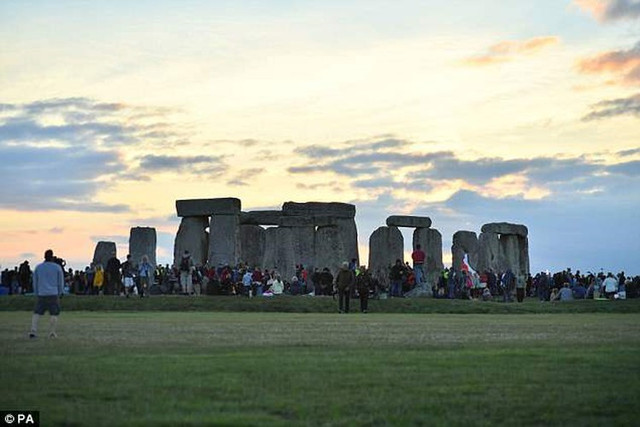 Lời giải chấn động về bí mật bãi đá cổ Stonehenge - Hình 8 Loi giai chan dong ve bi mat bai da co Stonehenge-Hinh-8