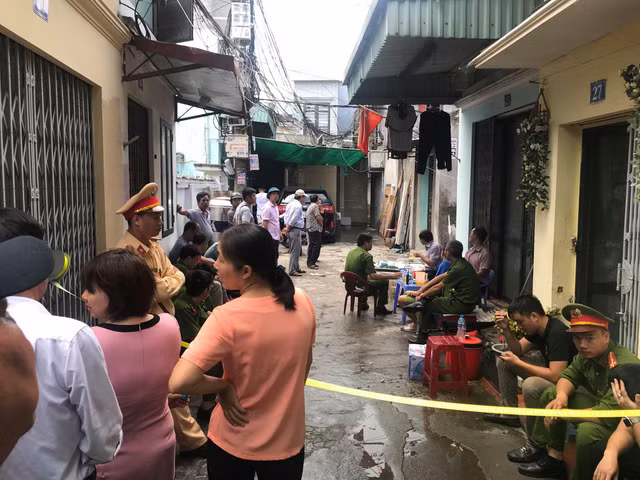 Hien truong vu no lon khien ngoi nha tan hoang, 1 nguoi phu nu tu vong thuong tam-Hinh-5