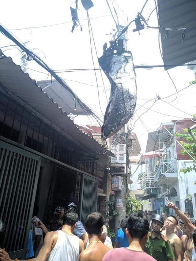 Hien truong vu no lon khien ngoi nha tan hoang, 1 nguoi phu nu tu vong thuong tam-Hinh-2