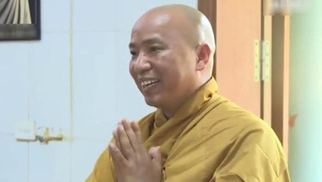 Sư Thích Thanh Toàn hoàn tục có trắng tay, không đất cát, tiền bạc? Su Thich Thanh Toan hoan tuc co trang tay, khong dat cat, tien bac?