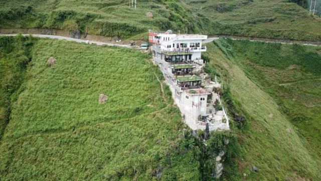 Công trình 7 tầng Mã Pì Lèng Panorama: Mã Pí Lèng được phép phát triển du lịch như nào? Cong trinh 7 tang Ma Pi Leng Panorama: Ma Pi Leng duoc phep phat trien du lich nhu nao?