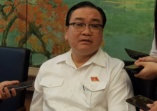 Bí thư Hà Nội Hoàng Trung Hải nói về xả thải đầu độc nước sông Đà Bi thu Ha Noi Hoang Trung Hai noi ve xa thai dau doc nuoc song Da