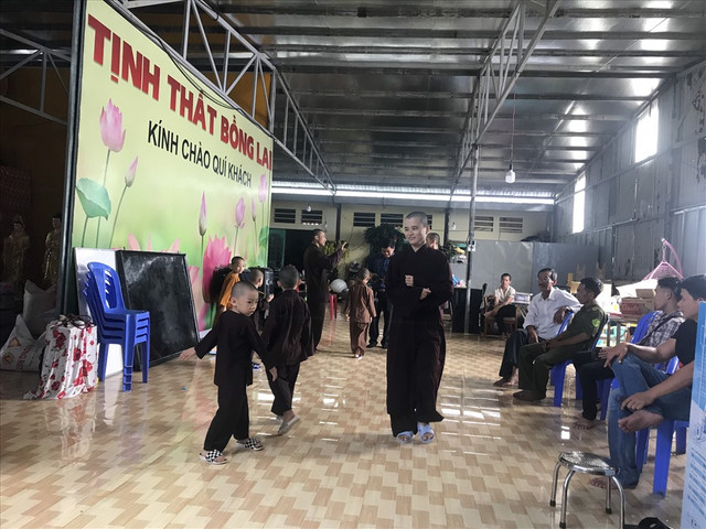 Thấy gì từ những ồn ào vụ Sư Thích Thanh Toàn và Tịnh thất Bồng Lai? Thay gi tu nhung on ao vu Su Thich Thanh Toan va Tinh that Bong Lai?