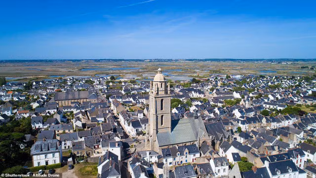 Lang co dep nhu tranh ve o Phap cuc hut khach du lich-Hinh-6