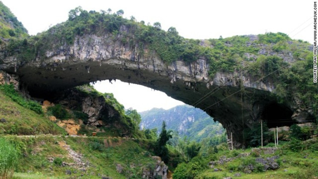 Khám phá những cây cầu tự nhiên cực đẹp và hùng vĩ trên thế giới - Hình 5 Kham pha nhung cay cau tu nhien cuc dep va hung vi tren the gioi-Hinh-5