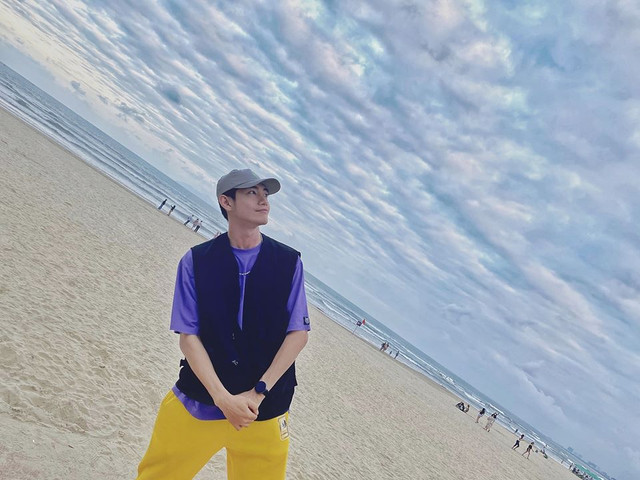 Soi gu thẩm mỹ của 'cha đẻ' Vũ điệu rửa tay - Quang Đăng - Hình 11 Soi gu tham my cua 'cha de' Vu dieu rua tay - Quang Dang-Hinh-11