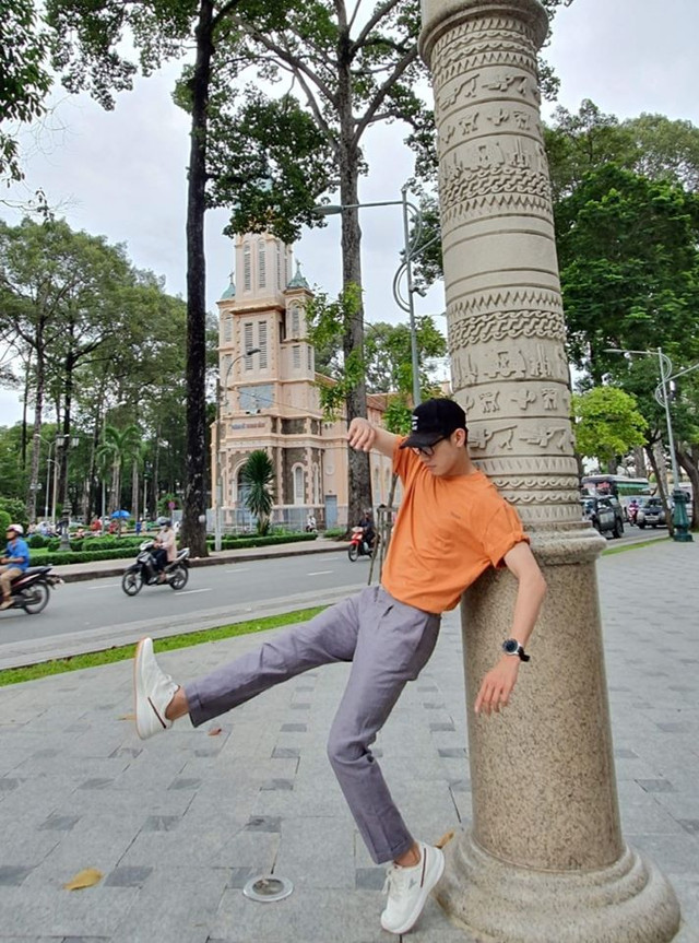 Soi gu thẩm mỹ của 'cha đẻ' Vũ điệu rửa tay - Quang Đăng - Hình 9 Soi gu tham my cua 'cha de' Vu dieu rua tay - Quang Dang-Hinh-9