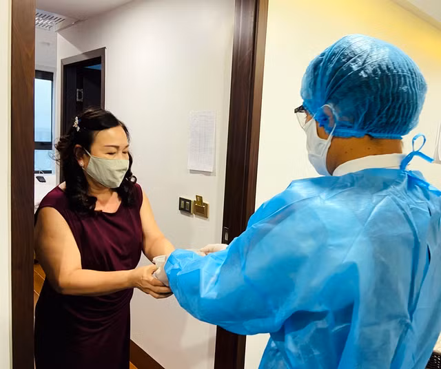 Man nhan nhung suat com khach san nau cho nguoi cach ly chong Covid-19-Hinh-8