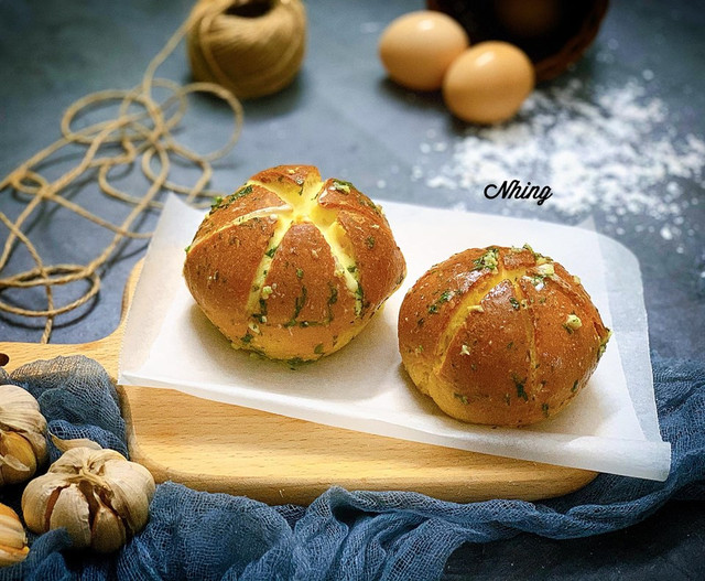 Bánh mì phô mai bơ tỏi Hàn Quốc 'cháy hàng' dân mạng - Hình 8 Banh mi pho mai bo toi Han Quoc 'chay hang' dan mang-Hinh-8