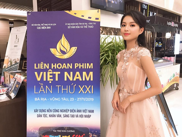 Gu thời trang ngọt ngào của hotgirl Bích Ngọc, nữ chính Nhà trọ Balanha - Hình 2 Gu thoi trang ngot ngao cua hotgirl Bich Ngoc, nu chinh Nha tro Balanha-Hinh-2