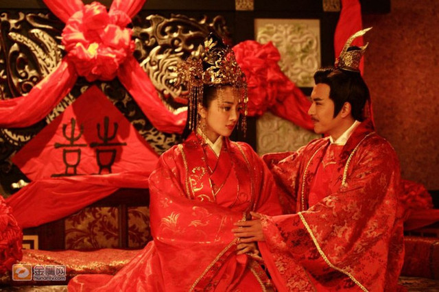 Bị “cắm sừng”, hoàng đế Trung Quốc vẫn sủng ái hoàng hậu lăng loàn - Hình 4 Bi “cam sung”, hoang de Trung Quoc van sung ai hoang hau lang loan-Hinh-4