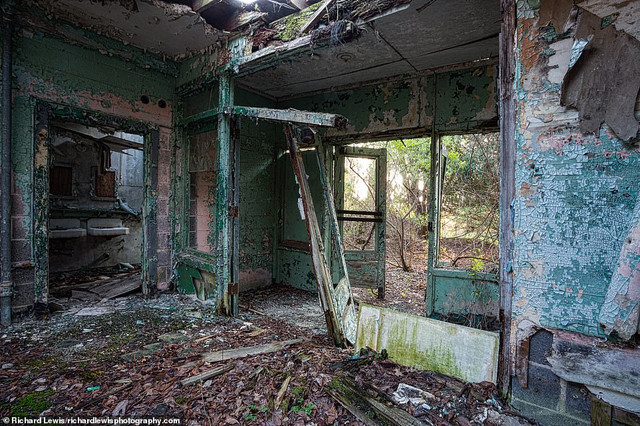 Ghé thăm khu vực phóng tên lửa hạt nhân thời Chiến tranh Lạnh - Hình 7 Ghe tham khu vuc phong ten lua hat nhan thoi Chien tranh Lanh-Hinh-7