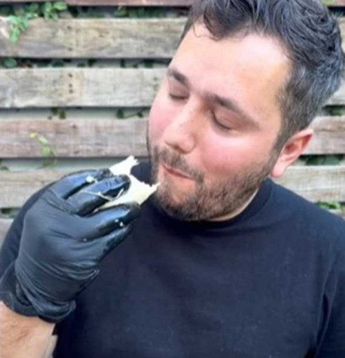 Ớn tới óc món cá sấu nướng nguyên con ngậm táo đỏ - Hình 7 On toi oc mon ca sau nuong nguyen con ngam tao do-Hinh-7