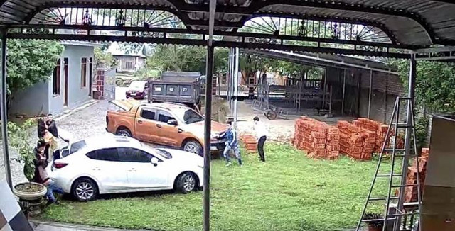 Sợ công an bắt, giám đốc doanh nghiệp suýt tông chết con trai So cong an bat, giam doc doanh nghiep suyt tong chet con trai