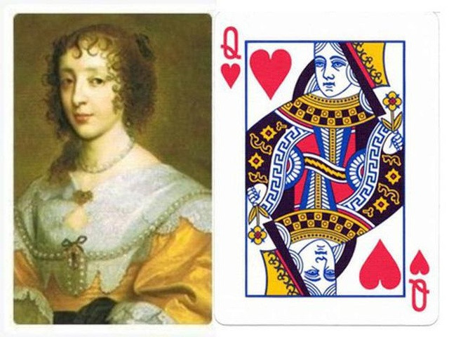 Hé lộ thân phận góa phụ bí ẩn trên lá bài Q cơ - Hình 3 He lo than phan goa phu bi an tren la bai Q co-Hinh-3