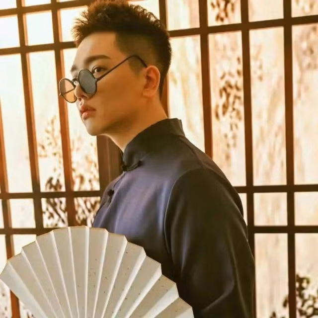 Chang trai tre dot tu vi can benh ai cung tuong don gian