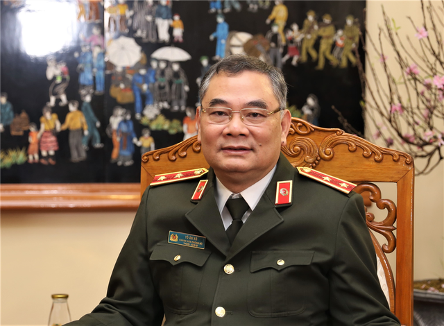 Trung tướng Tô Ân Xô: “Phòng chống tội phạm dịp lễ hội đầu năm đặt ra cao hơn” Trung tuong To An Xo: “Phong chong toi pham dip le hoi dau nam dat ra cao hon”