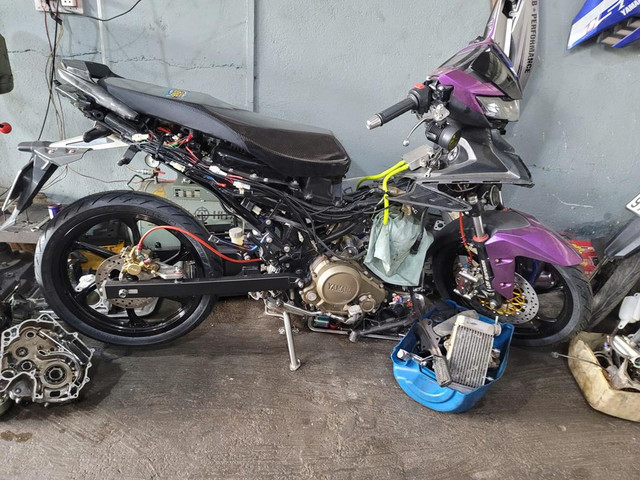 Cận cảnh các lò độ xe trái phép khi Công an Đồng Nai đột kích - Hình 6 Can canh cac lo do xe trai phep khi Cong an Dong Nai dot kich-Hinh-6