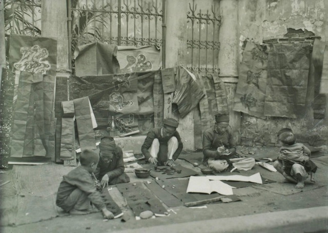 Ngắm không khí Tết Nguyên đán Bắc Bộ 100 năm trước cực chân thực - Hình 8 Ngam khong khi Tet Nguyen dan Bac Bo 100 nam truoc cuc chan thuc-Hinh-8