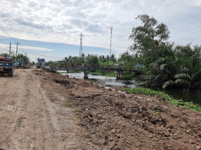 Tra Vinh: Nha thau nao thi cong duong GTNT ap Hoa Hao?-Hinh-3