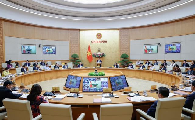 Thủ tướng: Càng khó khăn, thách thức, áp lực thì càng bản lĩnh - Hình 14 Thu tuong: Cang kho khan, thach thuc, ap luc thi cang ban linh-Hinh-14