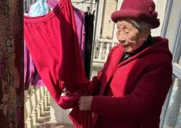 Bí quyết sống thọ và vô cùng minh mẫn của cụ bà 101 tuổi Bi quyet song tho va vo cung minh man cua cu ba 101 tuoi