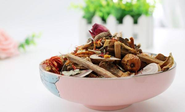 Ngoài rượu bia, 3 thực phẩm rất có hại cho gan - Hình 2 Ngoai ruou bia, 3 thuc pham rat co hai cho gan-Hinh-2