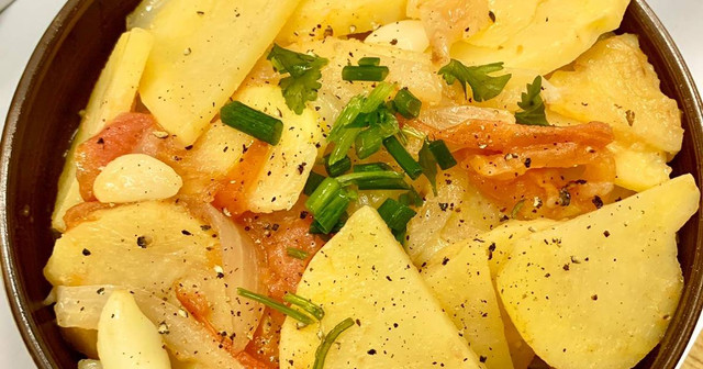 Lưu ý 5 món thực phẩm không nên để qua đêm rồi hâm nóng - Hình 4 Luu y 5 mon thuc pham khong nen de qua dem roi ham nong-Hinh-4